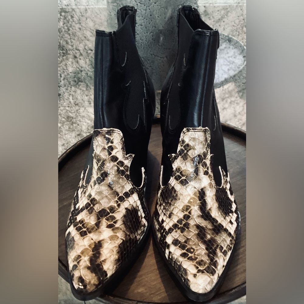 Coconuts by Matisse Black and Snake Print Ankle Boots - Picture 1 of 6